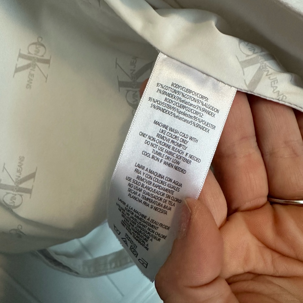 Calvin Klein Jeans Cropped White Moto Jacket, size M - Picture 11 of 13